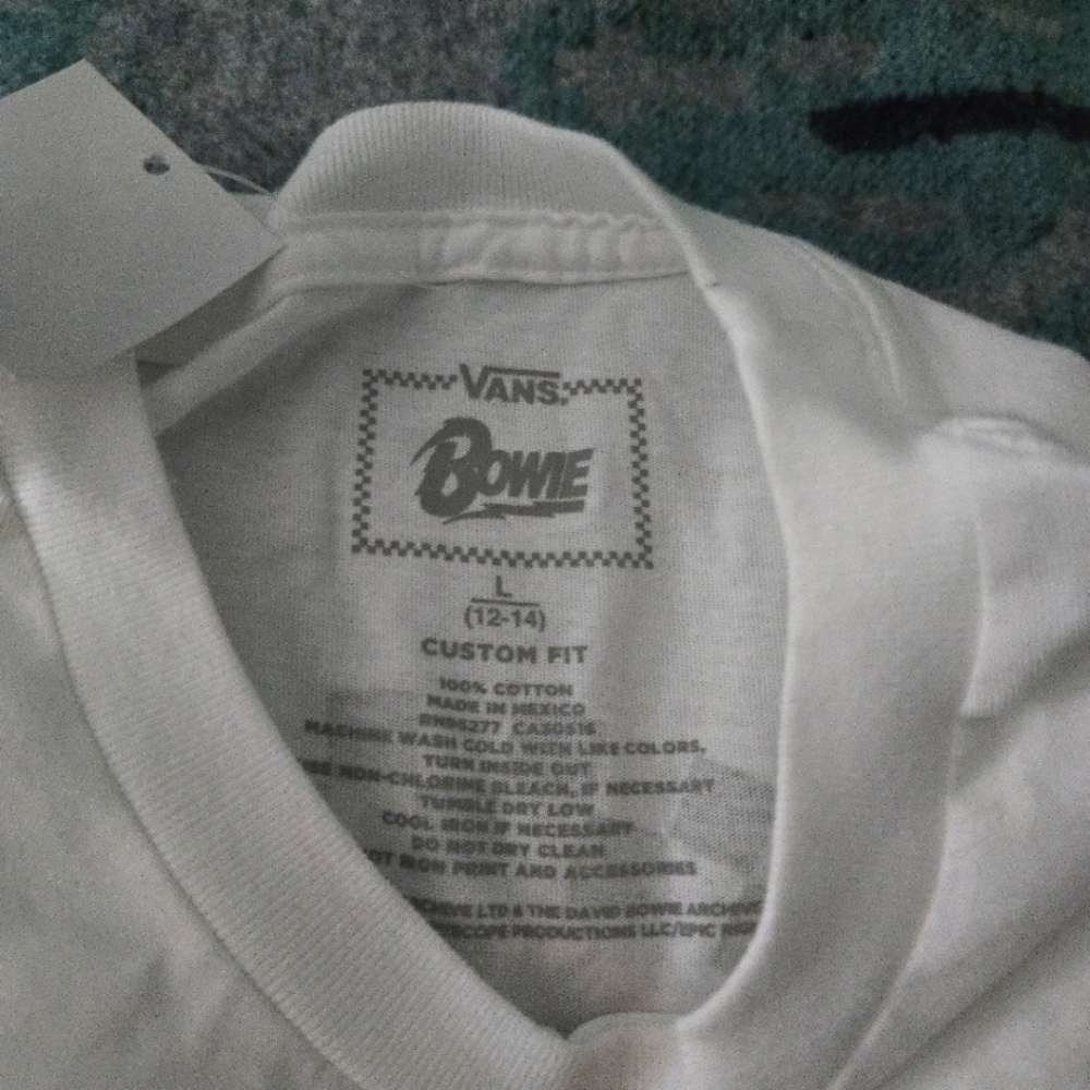 Vans Boys Large David Bowie Alladin SANE White Short Sleeve Tshirt NWT 112024 - Picture 7 of 8